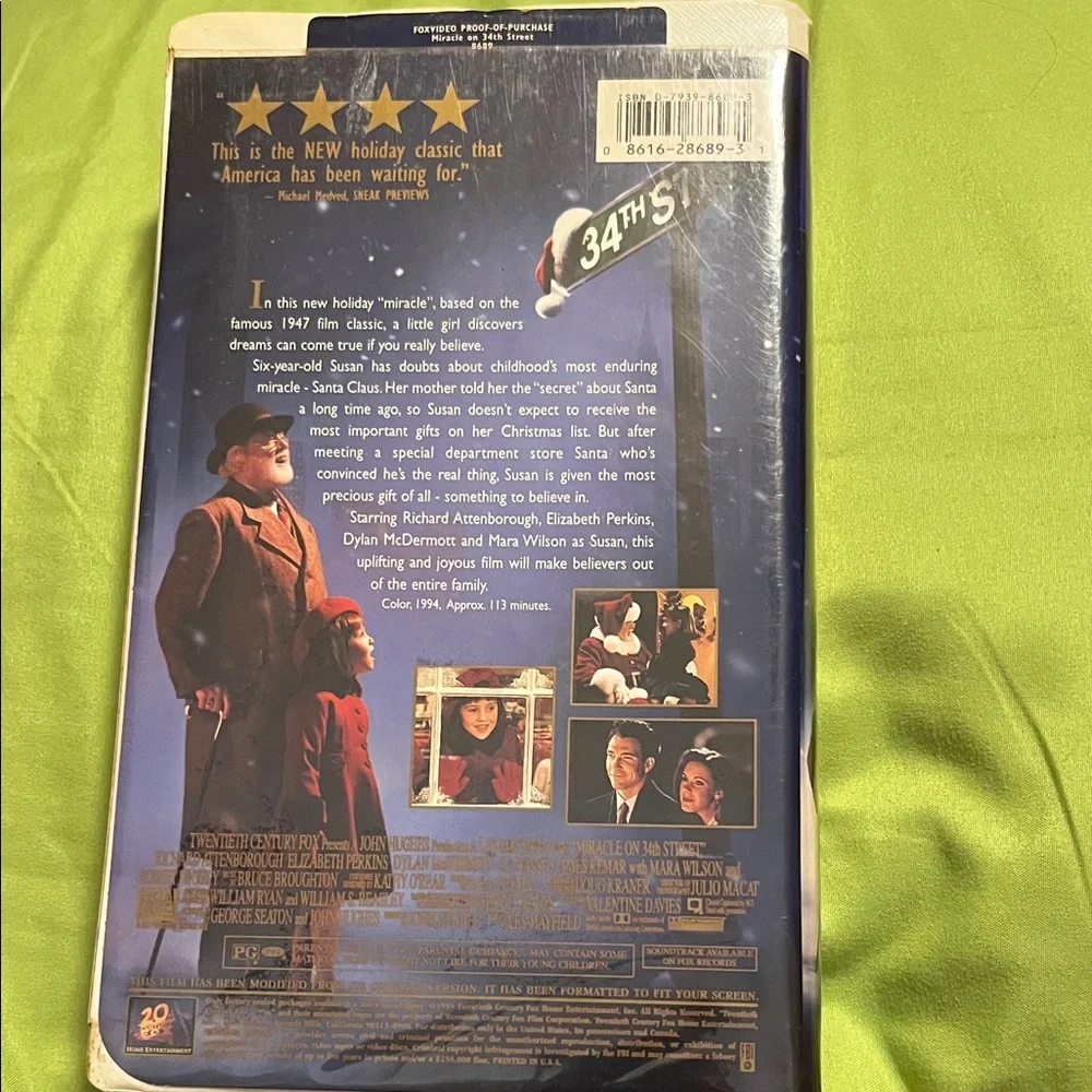 Miracle on 34th Street VHS Tape
